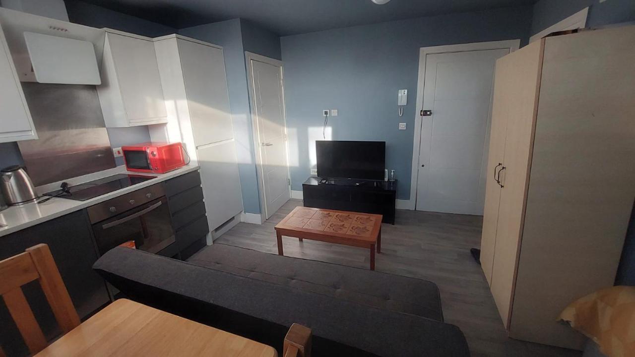 Modern Studio Maidstone - Redecorated Oct 2023 Esterno foto